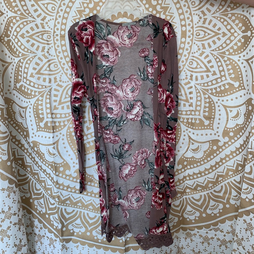 CHARLOTTE RUSSE floral cardigan